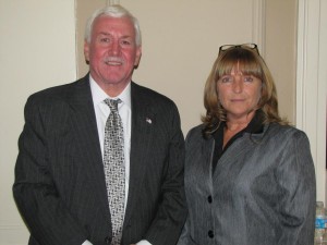 William Roche (l.) resigned on December 13, 2012 after 17 years as Alderman for Somerville’s Ward 1. At his suggestion, the Board of Alderman has unanimously named Maureen Bastardi (r.) to succeed Roche.  Bastardi resigned her post as Ward 1 School Committee Member to take her up her new post. The School Committee will meet next week to discuss the naming of her replacement. 