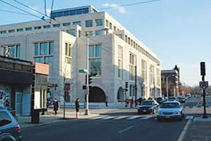 Harvard Law School’s Wasserstein Hall, Capersen Student Center and Clinical Wing stand on the spot where Mrs. Obama’s second-year dormitory was located before it was demolished. ©2013 Clennon L. King