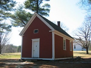 The Redstone School, now in Sudbury, Massachusetts, is believed to be the schoolhouse mentioned in the nursery rhyme,